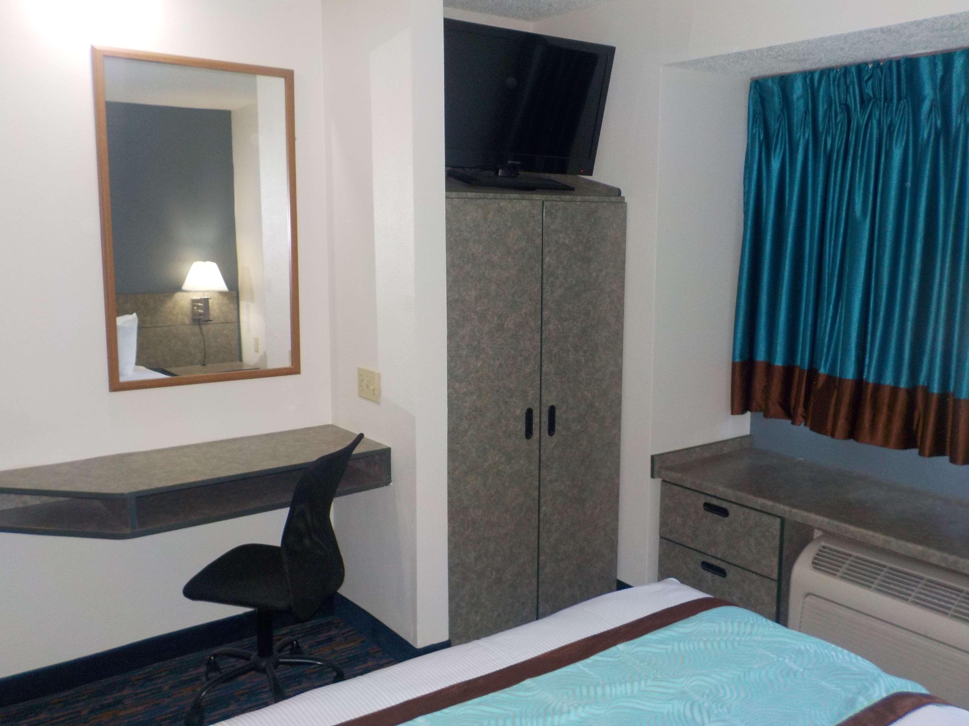 Mj Inn And Suites Marienville Værelse billede