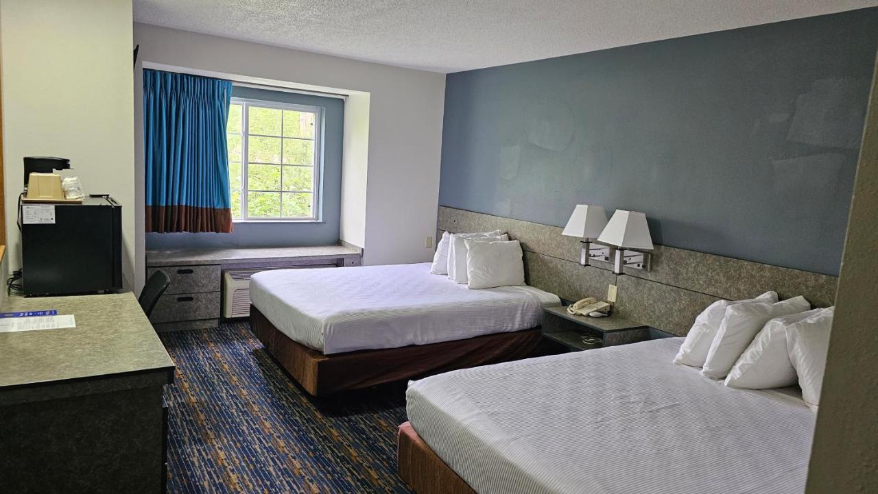 Mj Inn And Suites Marienville Eksteriør billede